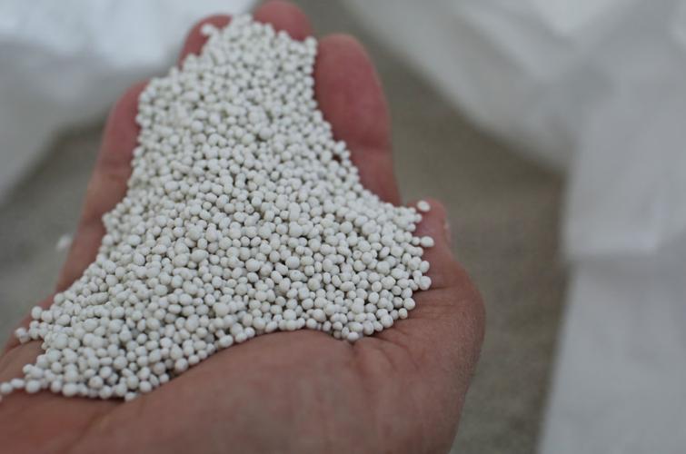 Fertilizer pellets