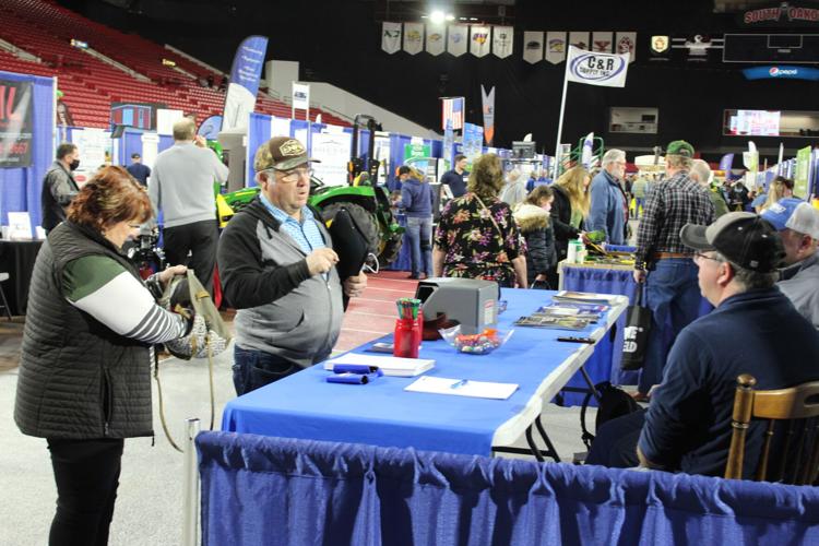 Dakota Farm Show 2021 (6).JPG