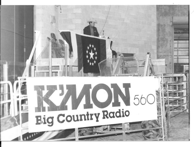 KMON 3