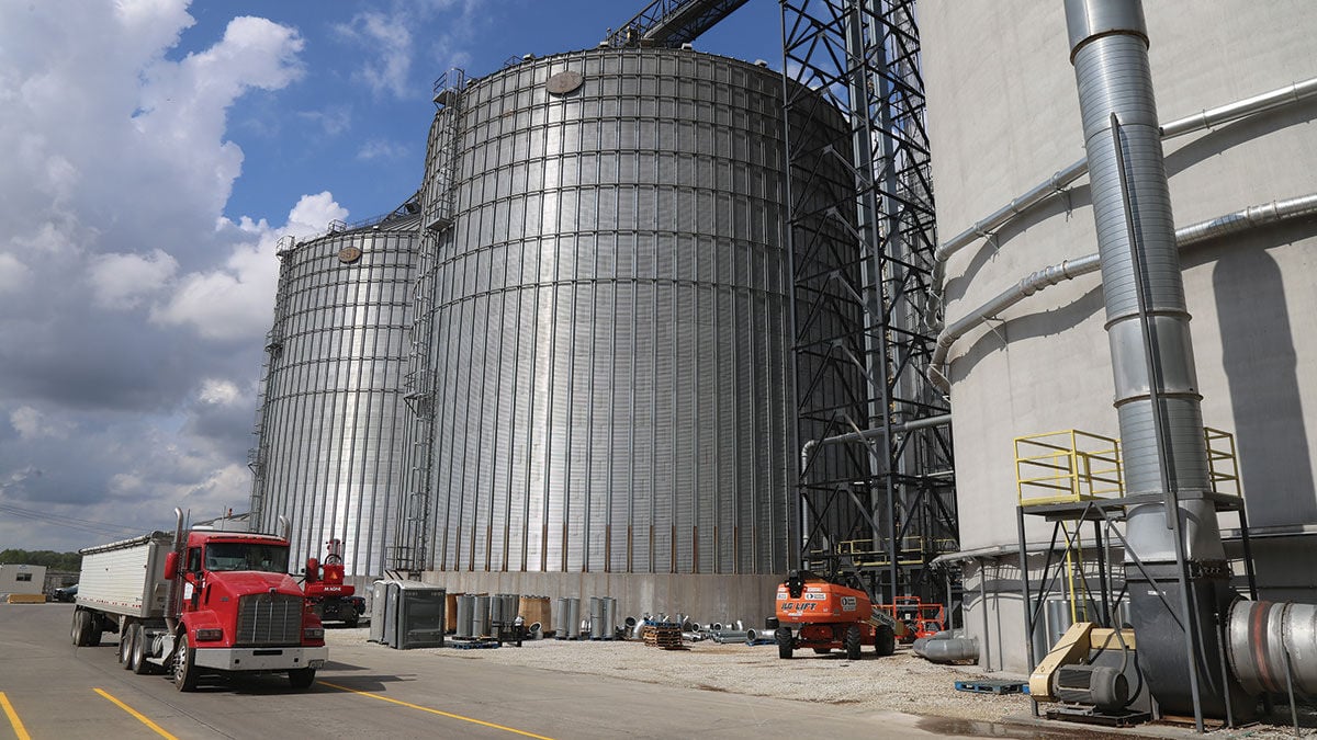 Truck at SIRE plant near Council Bluffs, Iowa