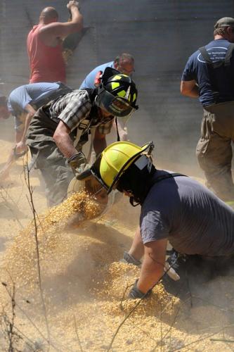 Bin-Rescue-moving-corn