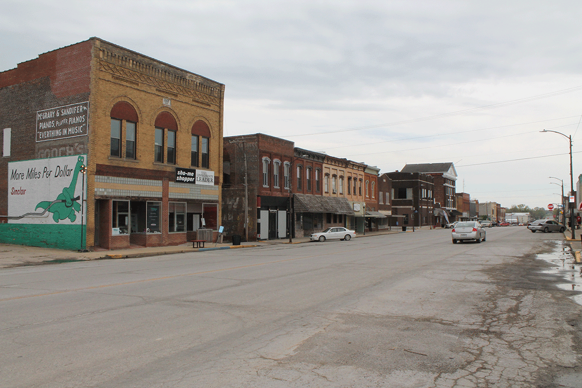 downtown Brookfield, MO