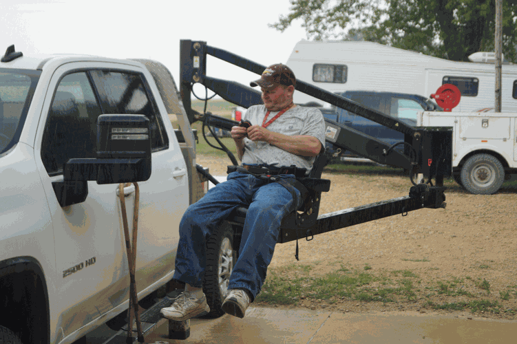 farmer vehicle lift