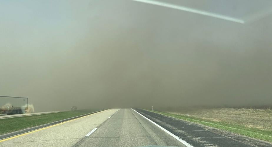 Dust storm develops