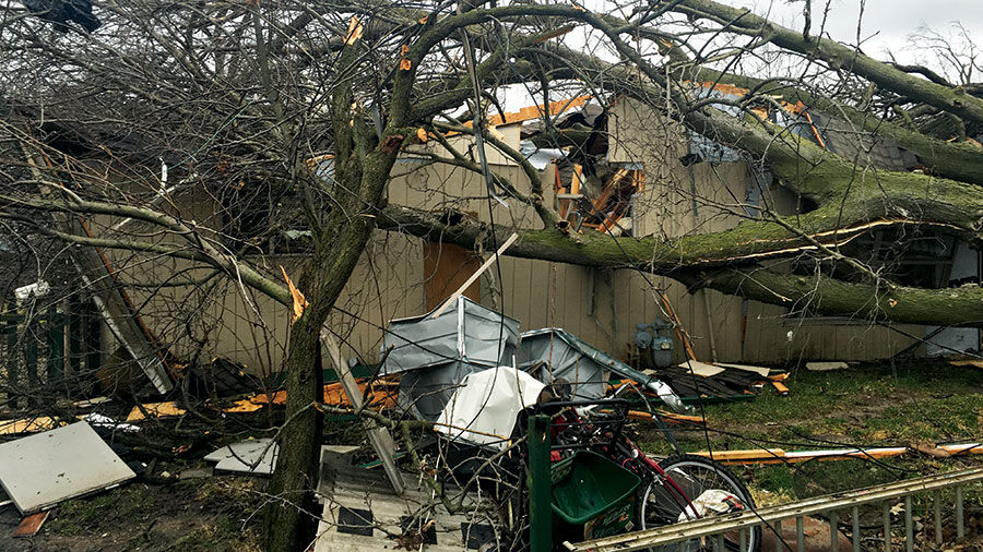 tornado ripped through north central Illinois