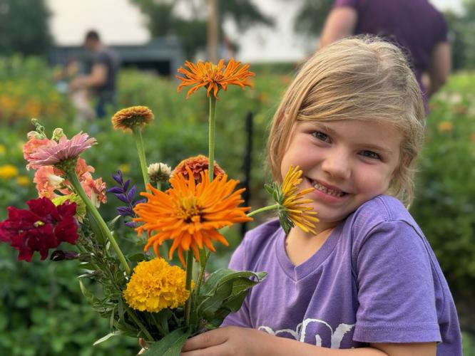 FarmHers Flora 1.jpg