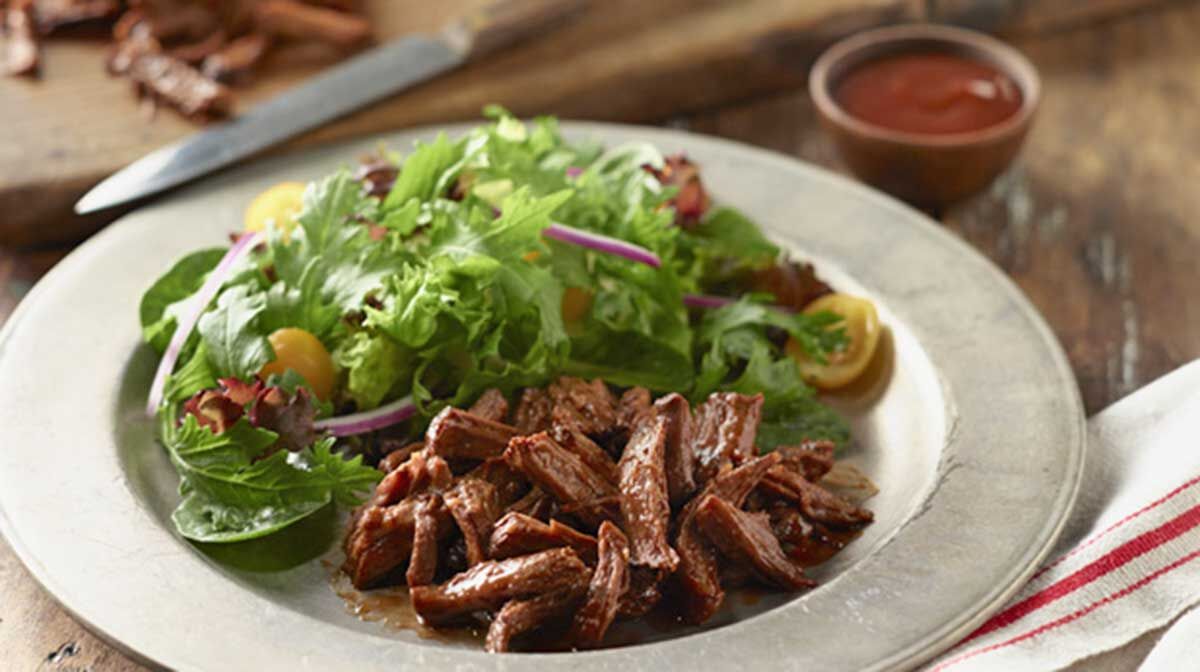 Slow-Cooker Tangy Tomato Brisket