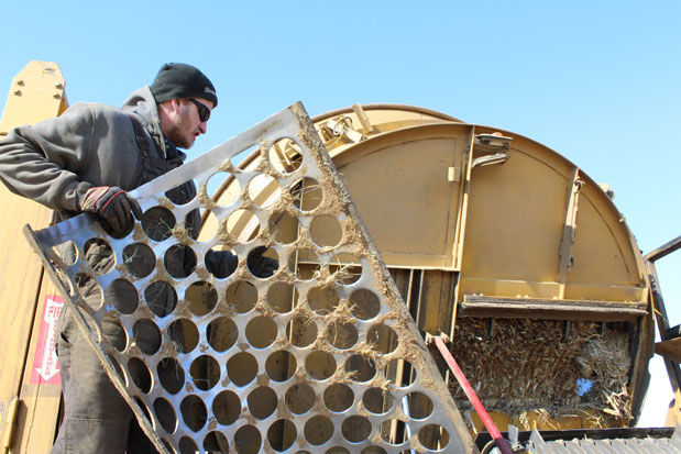 Hay grinding screen
