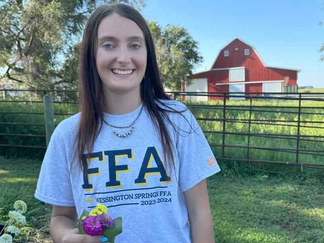 FFA Floriculture Carissa Scheel - Copy.jpg
