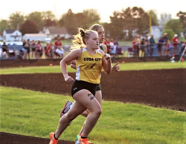 Cori Atten running track race