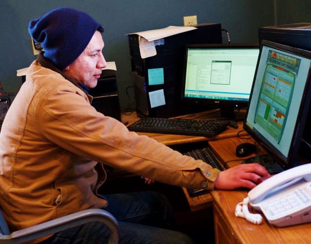Eduardo working with SCR software