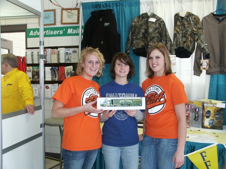 North American Farm & Power Show offers fundraiser for Minnesota FFA