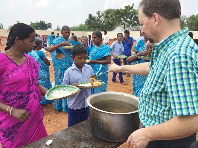Gardner serving food