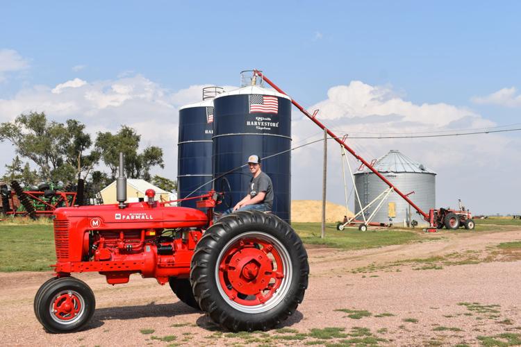 tractor restoration (41).JPG