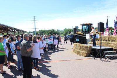 Ethanol rally crowd
