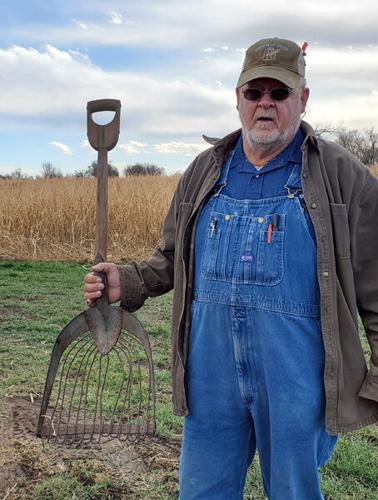 Kansas corn pickers 3