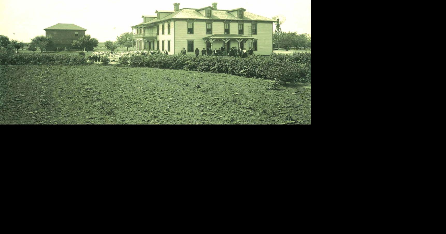 Phelps Center: Philanthropy central in southwestern Nebraska ghost town