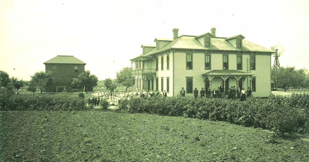 Phelps Center: Philanthropy central in southwestern Nebraska ghost town