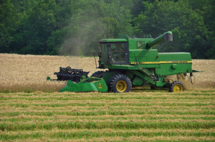 Kyle Pronschinske combines