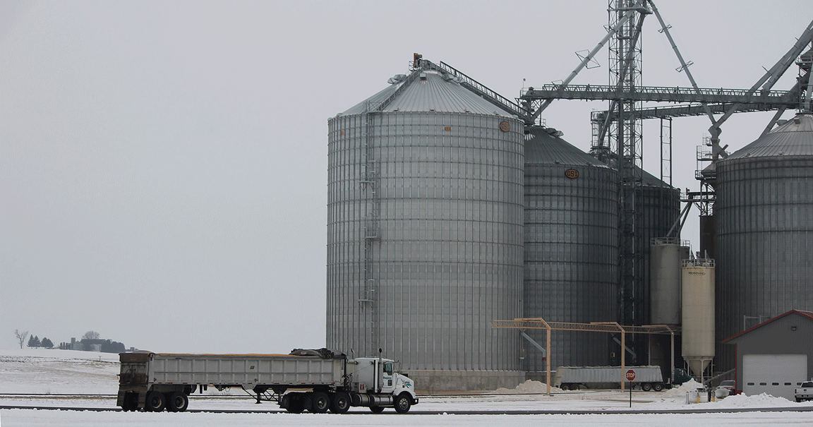 Market analysts offer 2026 farm outlook