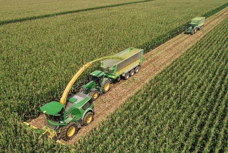 John Deere 9000 series harvesters