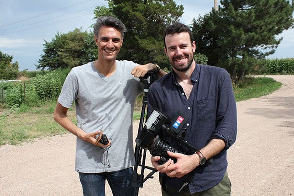 French TV station takes pulse on Midwest farm