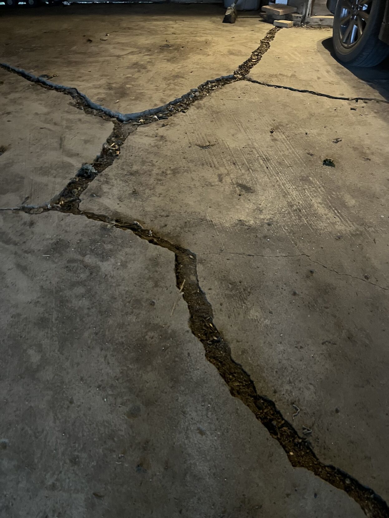 Cracked concrete