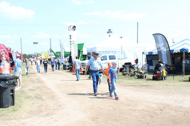 Dakotafest Walking