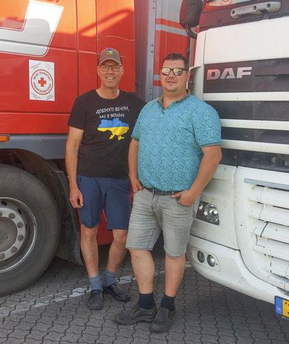 Gerjan Wielink, right, poses with Alfred Aarten.