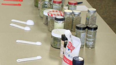 making-your-own-herb-mix-2