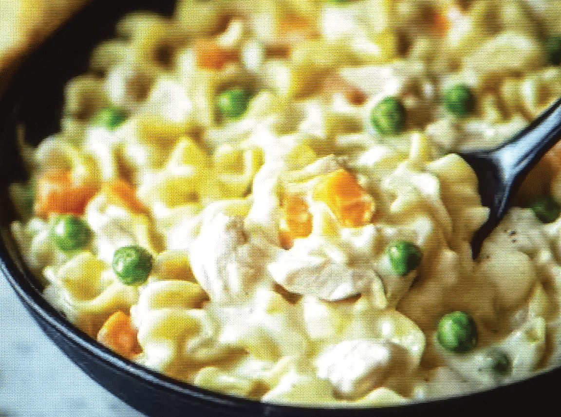 Skillet Chicken Pot Pie Noodle