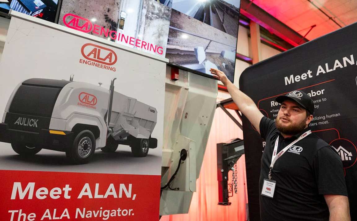 automated feed truck