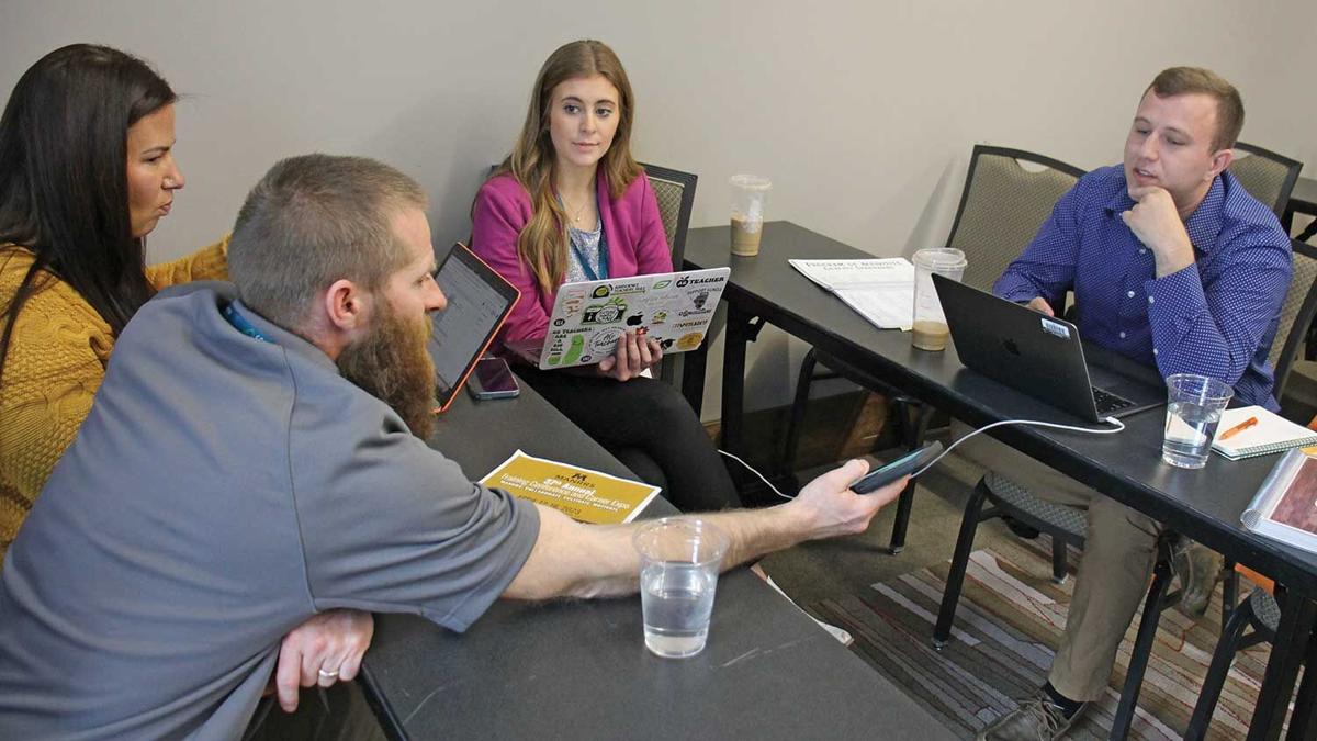 Decatur-teachers-sharing-ideas