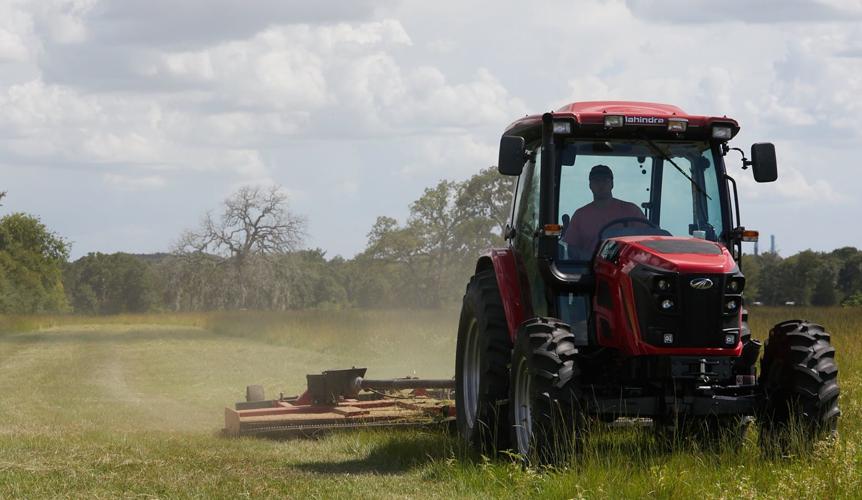 Mahindra 7000 series
