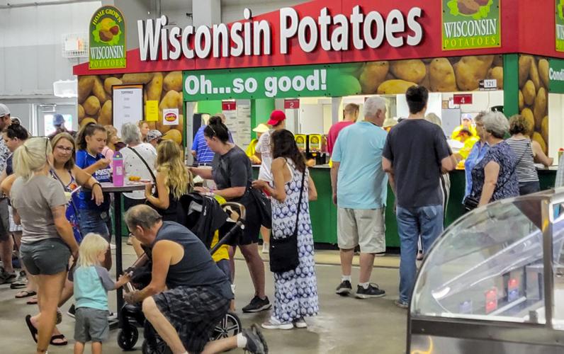 Wisconsin Potato & Vegetable Growers Association Auxiliary booth