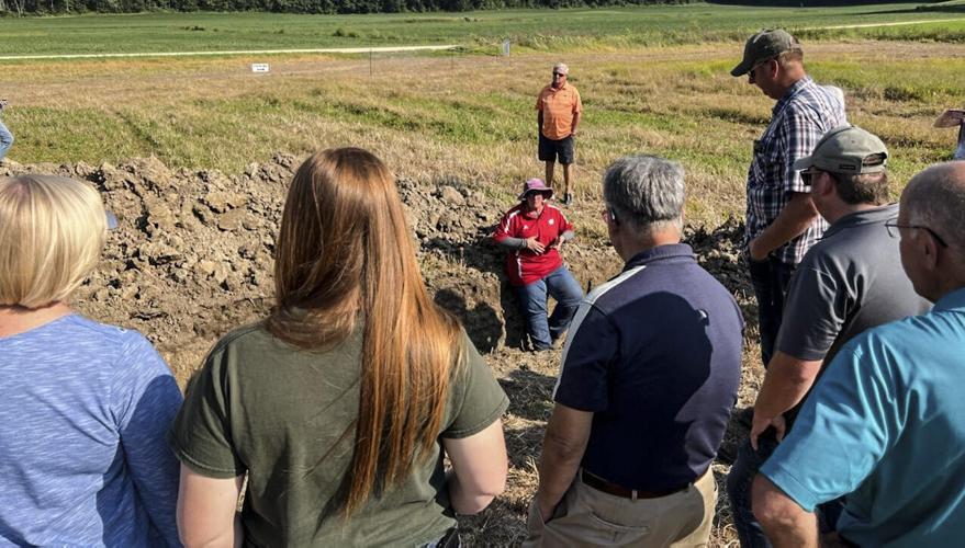Field day features soil pit, cover crops