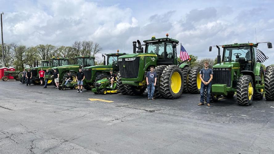 Left to right Ben Lukasek, Owen Vos, Matthew Schultz, Christian Cappelle, Andrew Yindra, Sawyer Stubbe, Trayce Hacker, Parker Vogt, Ethan Radue, Ethan Menges .jpg