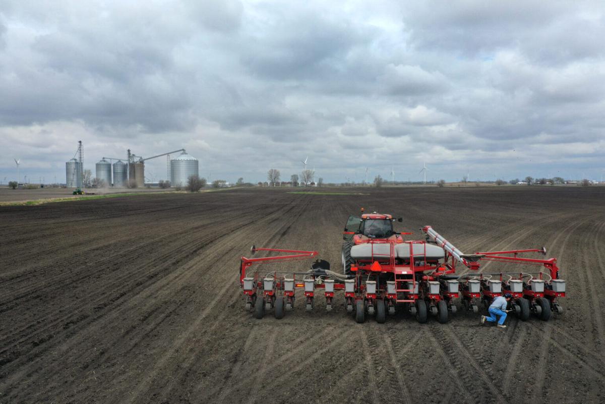 American Farmers Begin Growing Season During Coronavirus Lockdown
