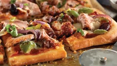 Pork-Tenderloin-and-Sausage-Flatbread