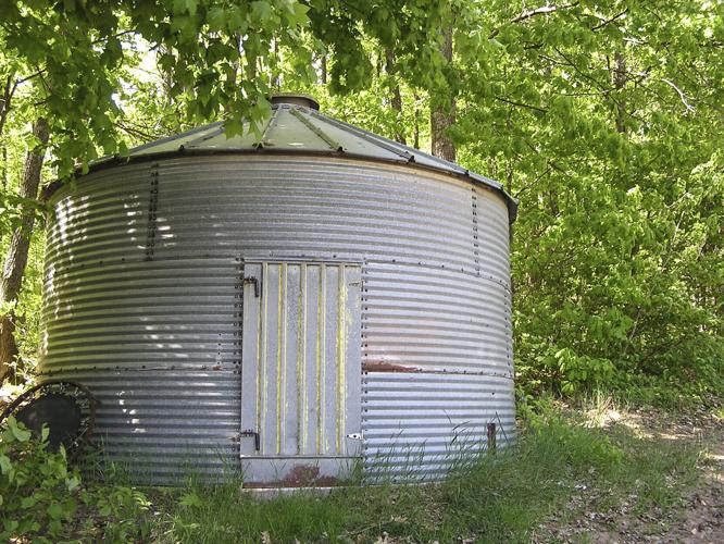 Grain bin