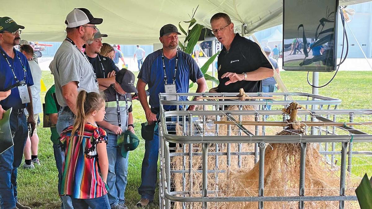 Jim Schwartz talks to farmers at the Beck’s Field Day