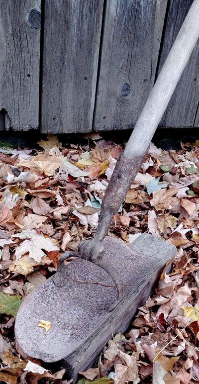 12-7-18 whats this number 7 tile shovel