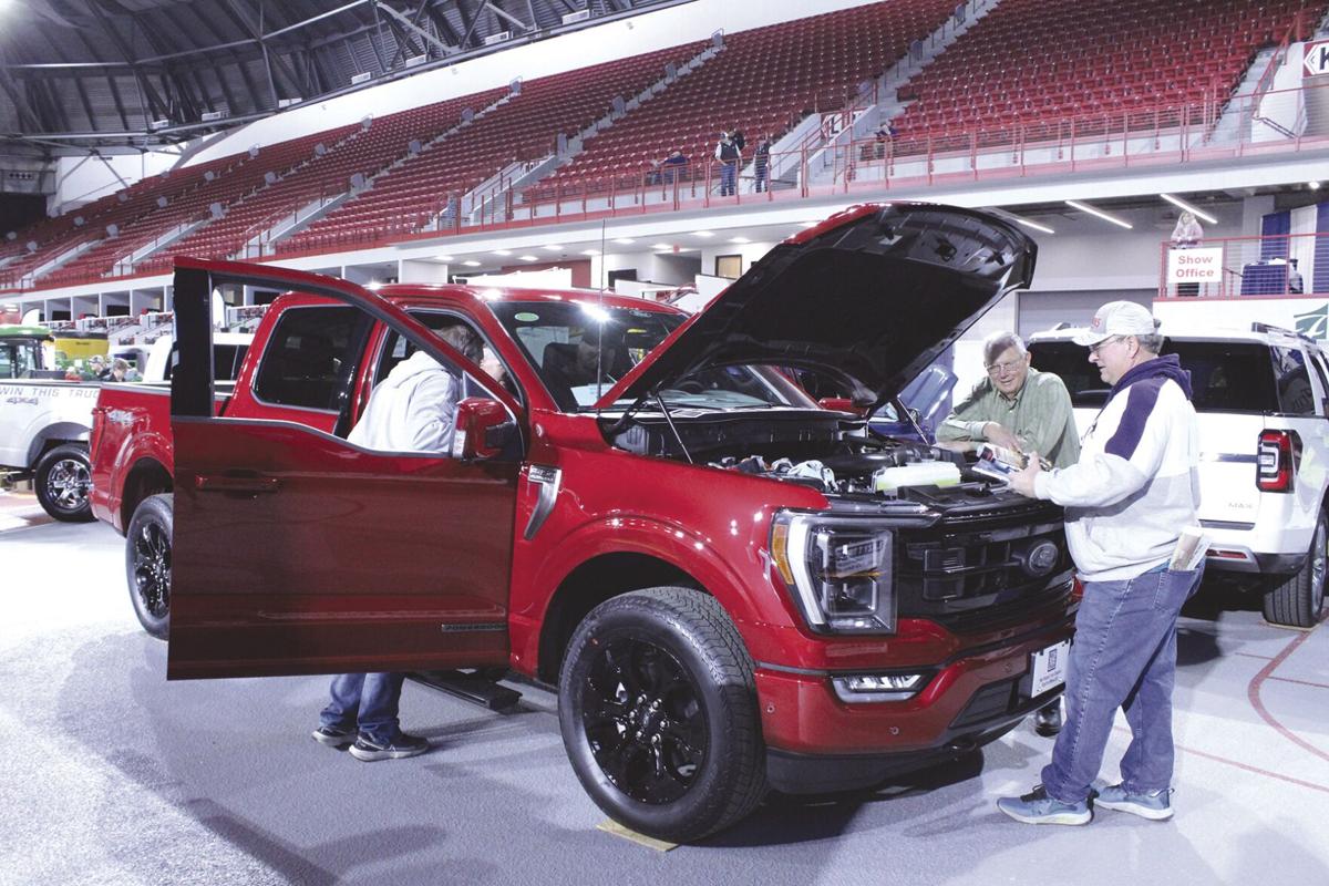 Dakota Farm Show 2024 (30).jpg