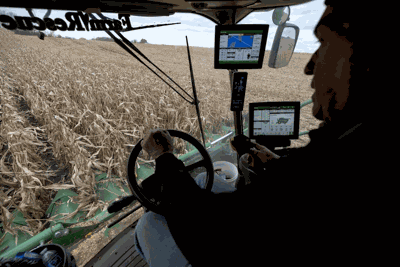 farm rescue combine harvest