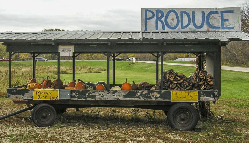 Produce stand
