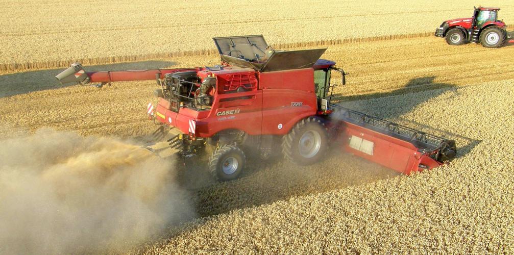 Case IH 250 Series harvest combine