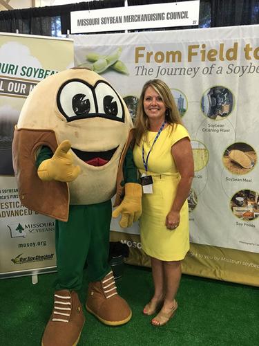 Renee Fordyce with soybean mascot
