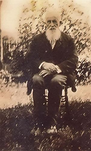 Ezra McKoon