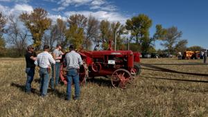 Tractor powers thresher