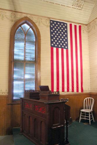 Trinity Lutheran pump organ